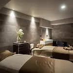 Gold Tower Lifestyle