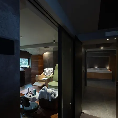 Ξενοδοχείο Gold Tower Lifestyle 4*