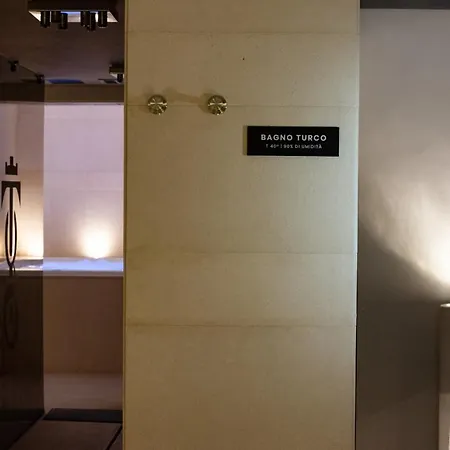 Ξενοδοχείο Gold Tower Lifestyle Νάπολη