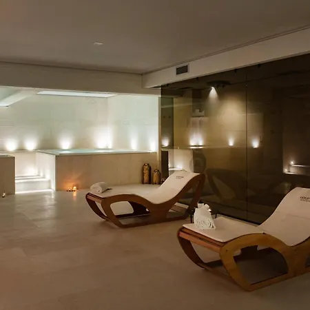 Gold Tower Lifestyle 4*