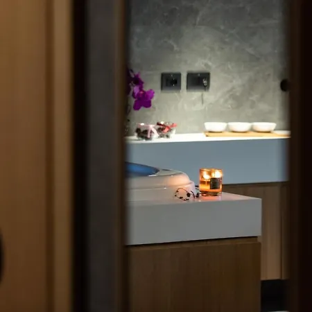 Hotel Gold Tower Lifestyle 4*