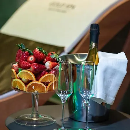 Hotel Gold Tower Lifestyle 4*