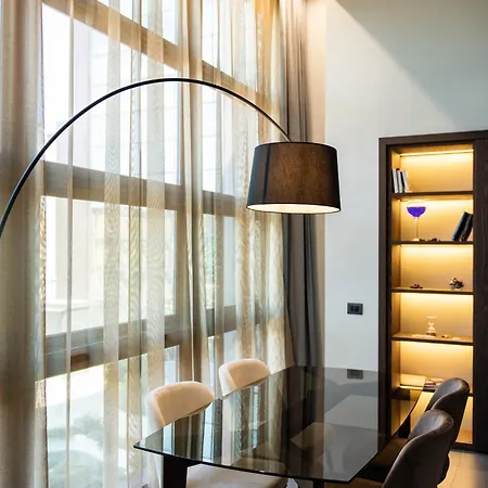 Gold Tower Lifestyle Hotel Neapol