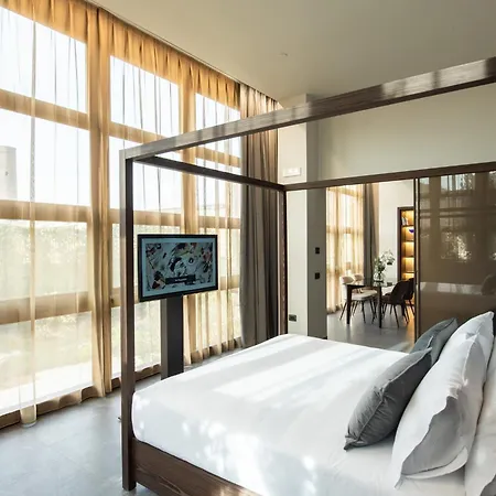 Hotel Gold Tower Lifestyle