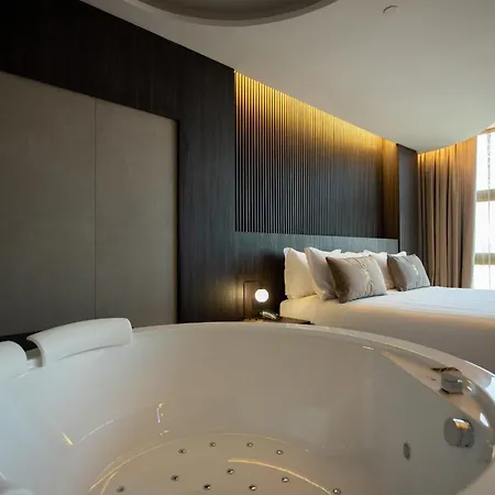 Gold Tower Lifestyle Hotel Naples