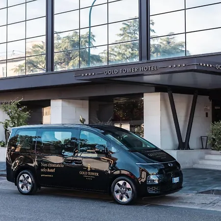 Gold Tower Lifestyle Hotel Neapol