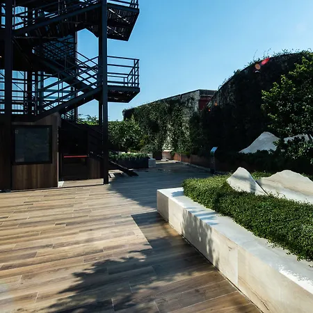 Hotel Gold Tower Lifestyle Neapol