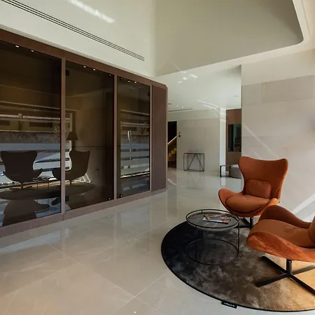 Gold Tower Lifestyle 4*