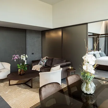 Hotel Gold Tower Lifestyle