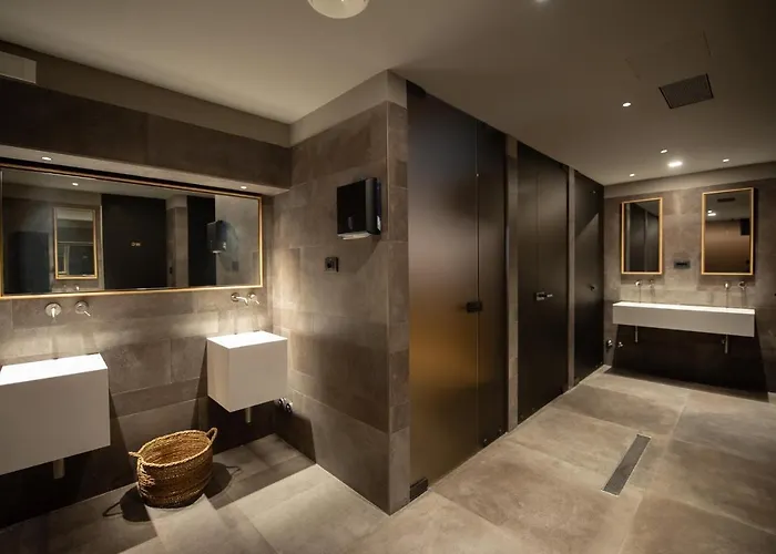 Ξενοδοχείο Gold Tower Lifestyle 4*