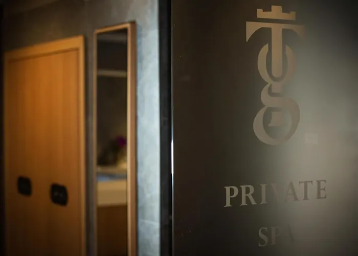 Gold Tower Lifestyle Ξενοδοχείο Νάπολη