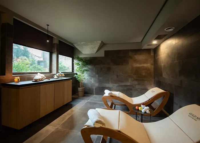 Gold Tower Lifestyle