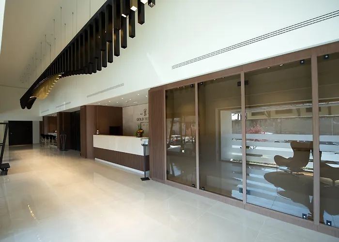 Gold Tower Lifestyle Ξενοδοχείο 4*