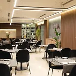 Отель Gold Tower Lifestyle 4*