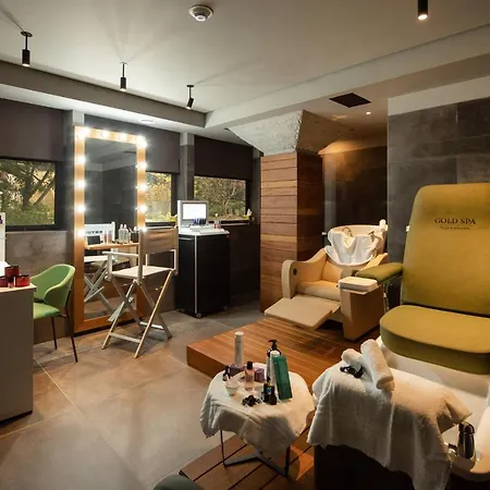 מלון Gold Tower Lifestyle