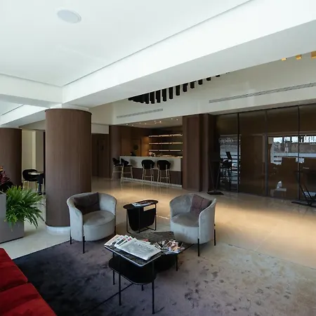 Gold Tower Lifestyle מלון 4*